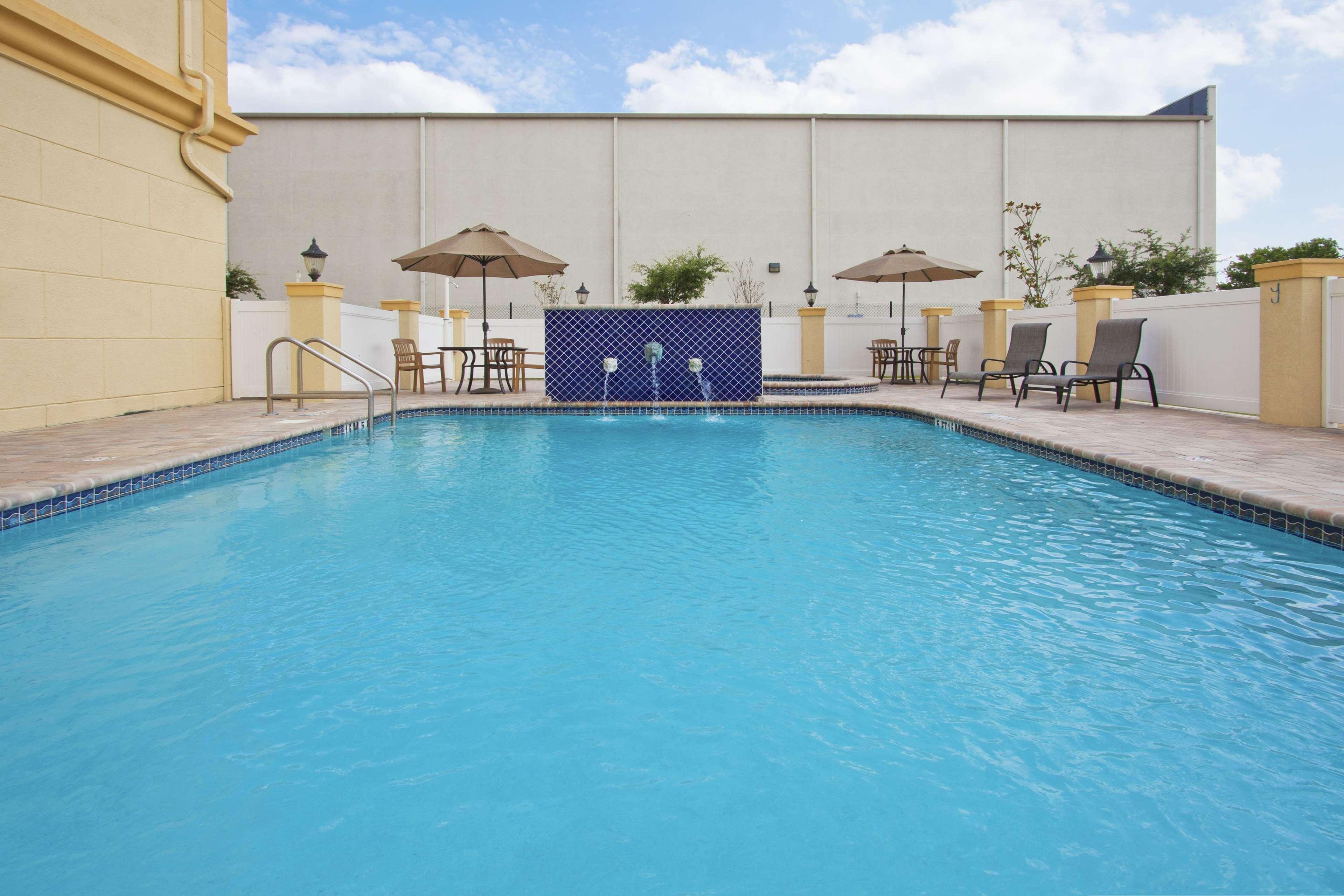 La Quinta By Wyndham Tampa Central Εξωτερικό φωτογραφία