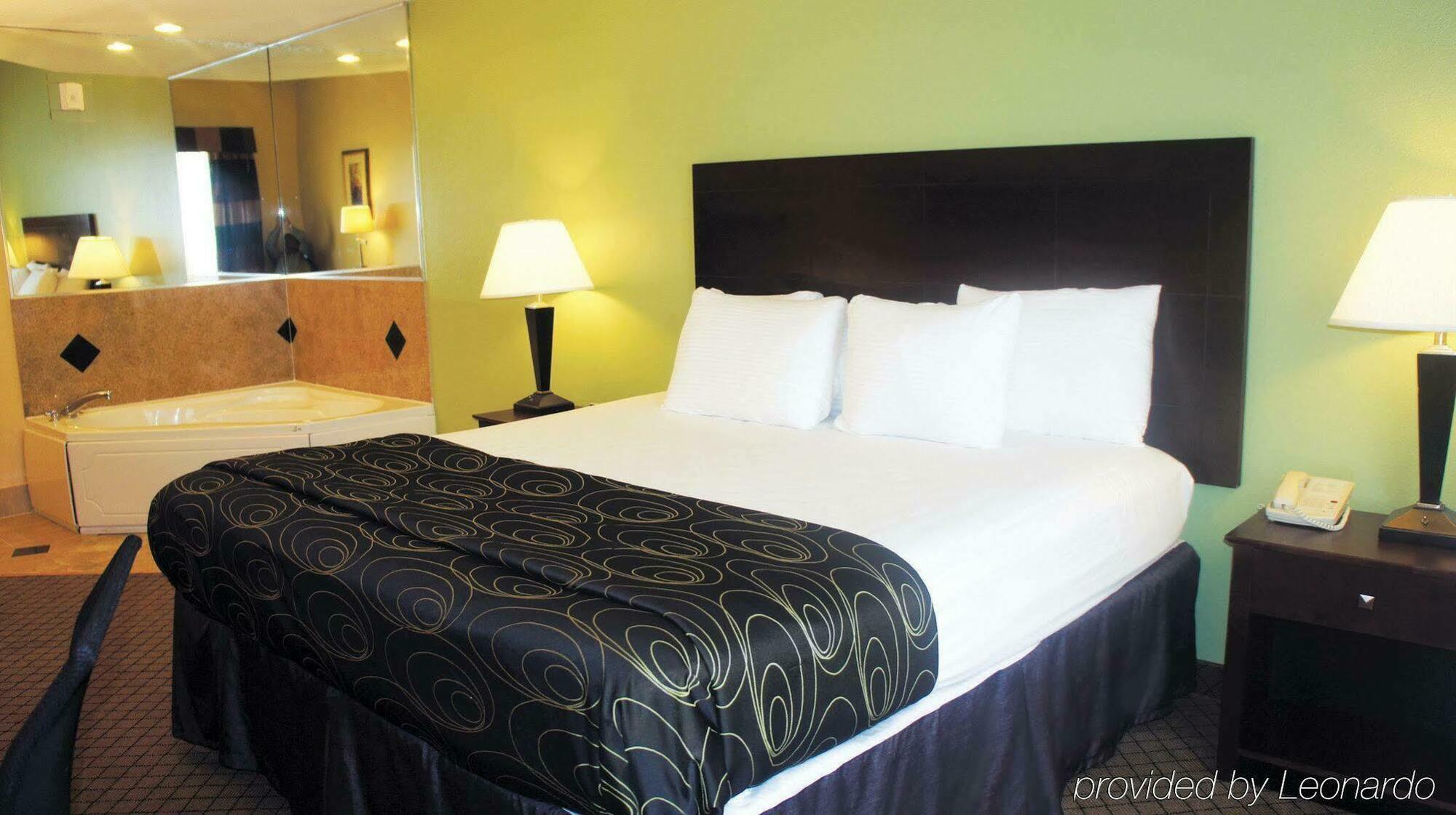 La Quinta By Wyndham Tampa Central Εξωτερικό φωτογραφία